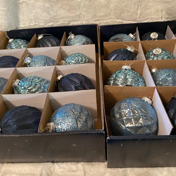 **NEW** Christmas Ornaments Shades of blue.12 ornaments/box. - Picture 8 of 14